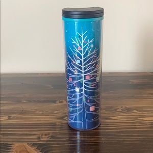 Starbucks coffee cup